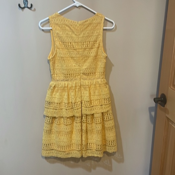 Cute Summery Miami dress - Picture 4 of 4